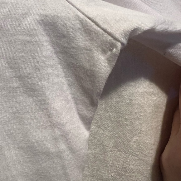 Vineyard Vines long sleeved t-shirt. Whale graphic front and back. Size xl - Picture 6 of 7